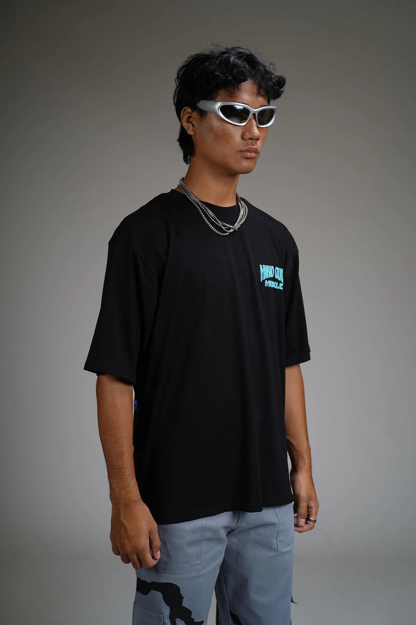 Mind Over Muscle Oversized T-Shirt - WHAT THE FLEX