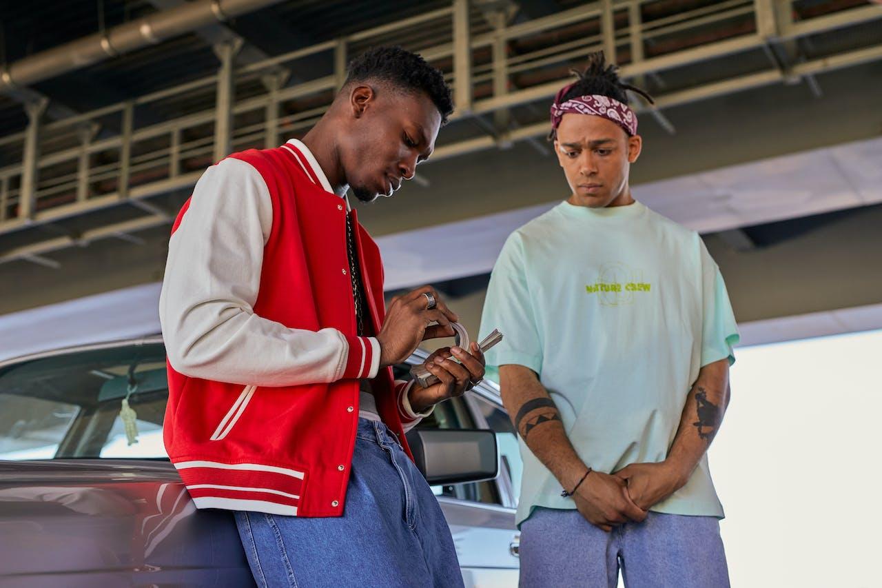 Master the Streetwear with 8 Street Fashion Outfit Ideas - WHAT THE FLEX