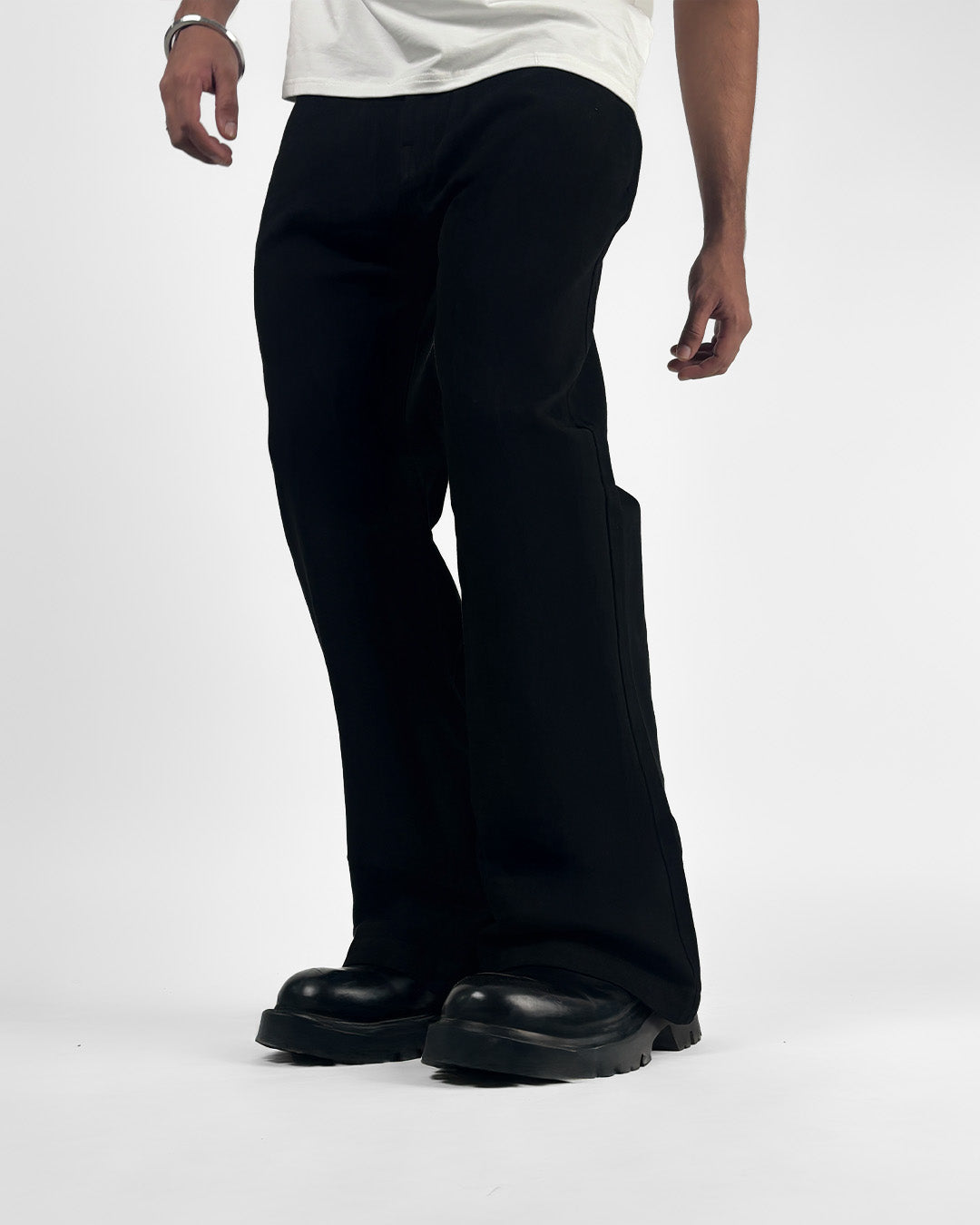 Black Wide Flared Jeans