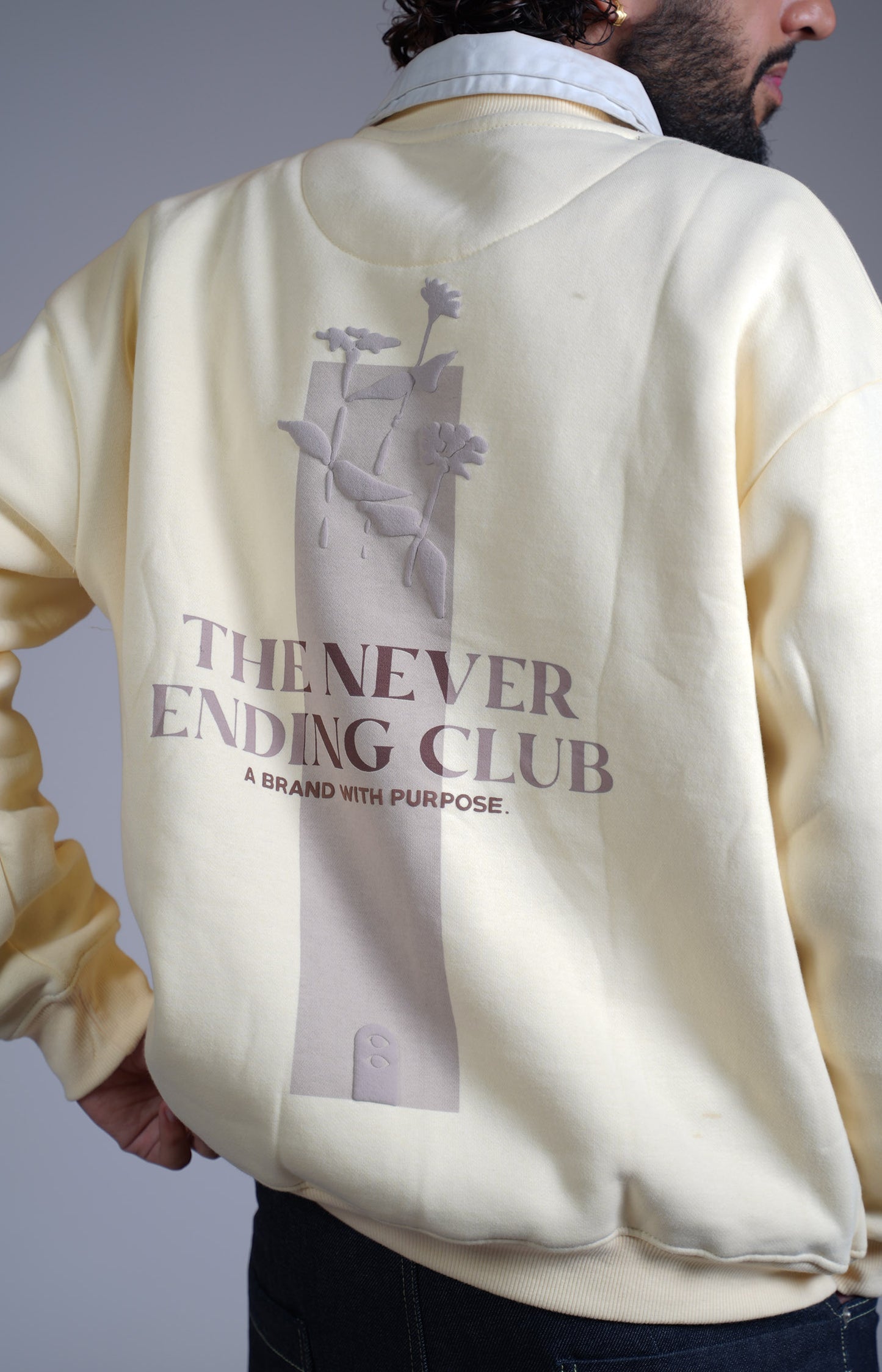 NEVER ENDING CLUB Oversized Sweatshirt