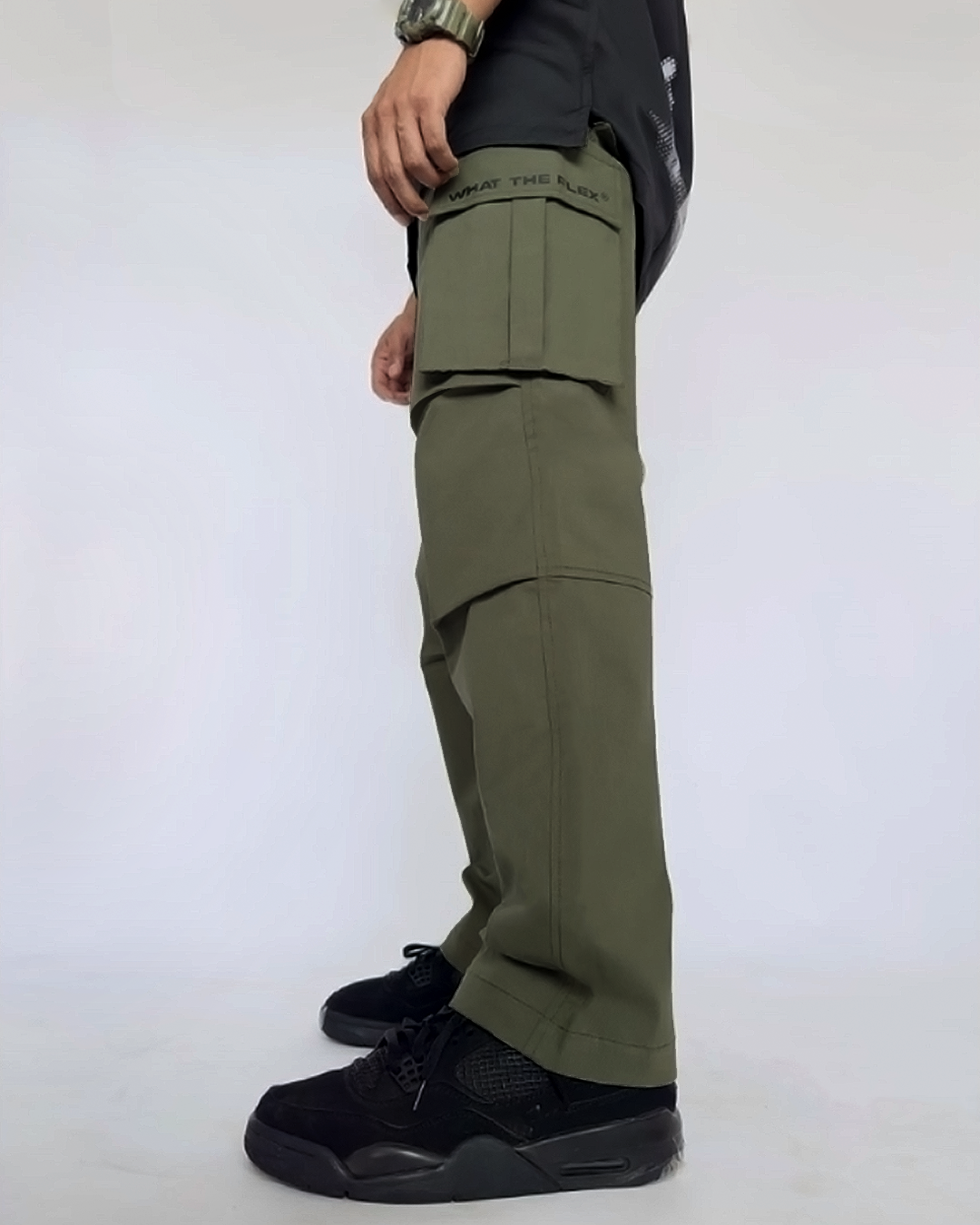 cargo, pants, relaxed, comfortable, pockets, panel, olive