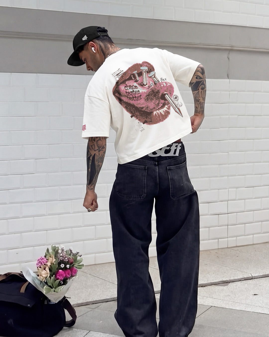 Riot Off White Boxy-Fit T-shirt