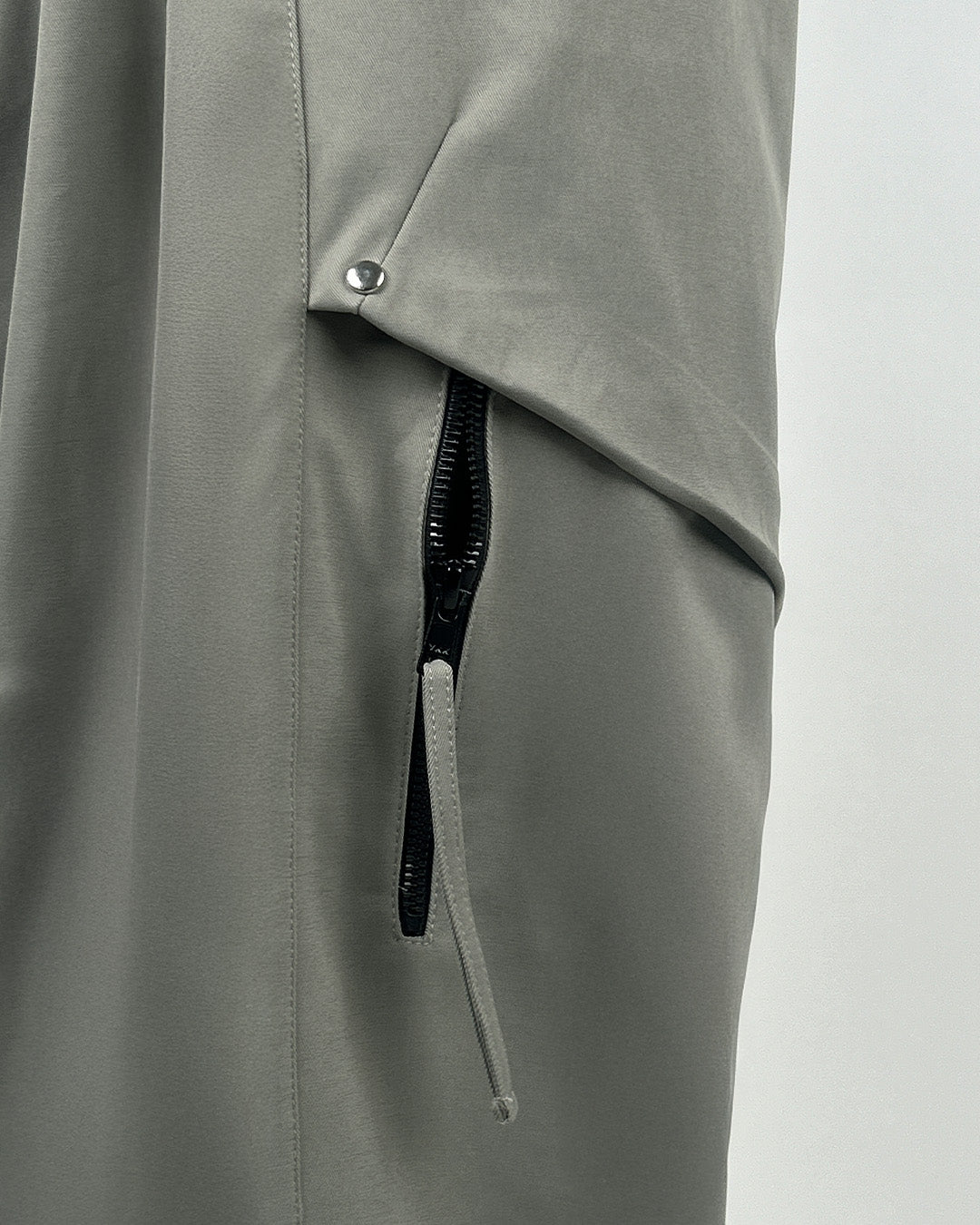 Zip Run Fawn Cargo Pants